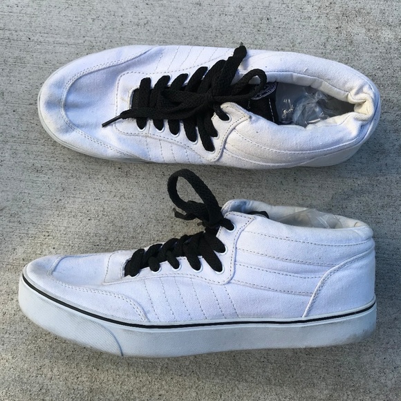 Lotek Other - LOTEK BMX Bike White Black High Top Shoes Skate
